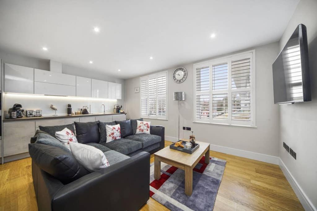 Flat 3 Bridge House Apartman Staines-upon-Thames Kültér fotó