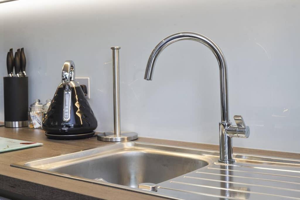 Flat 3 Bridge House Apartman Staines-upon-Thames Kültér fotó