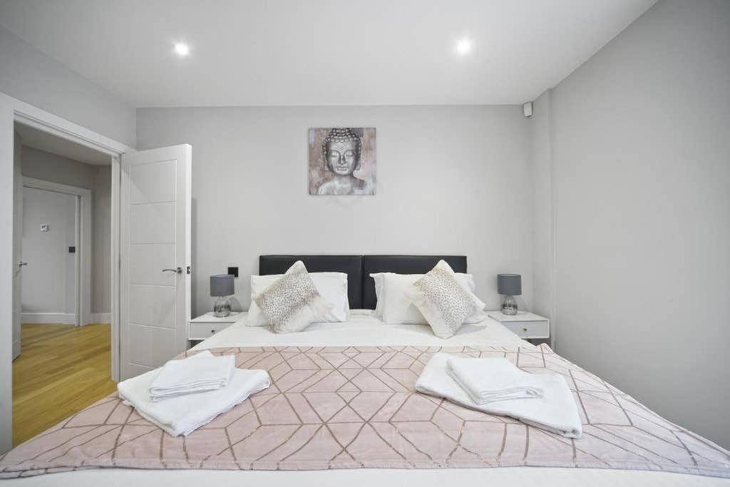 Flat 3 Bridge House Apartman Staines-upon-Thames Kültér fotó